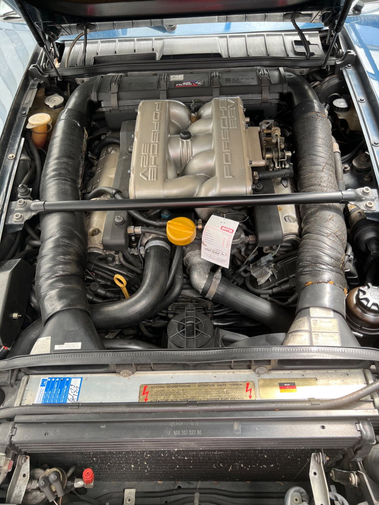 Porsche 928 GTS