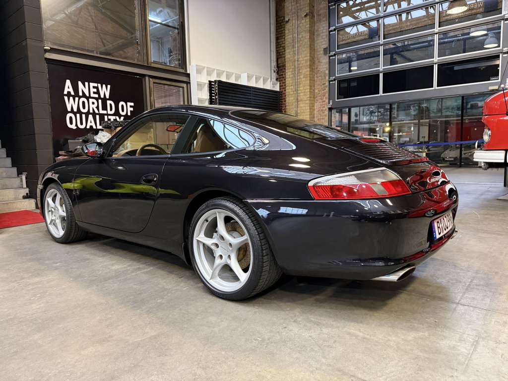 Porsche 996.2 Carrera 4