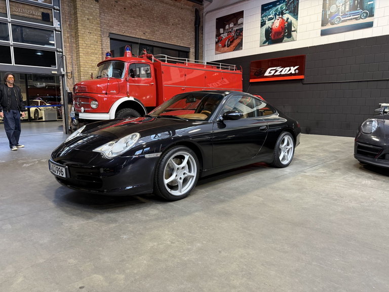 Porsche 996.2 Carrera 4