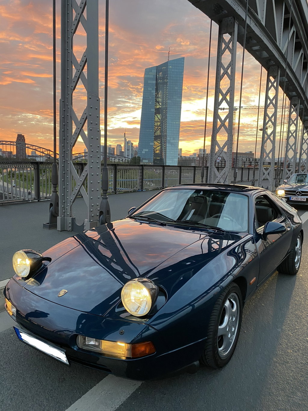 Porsche 928 GTS