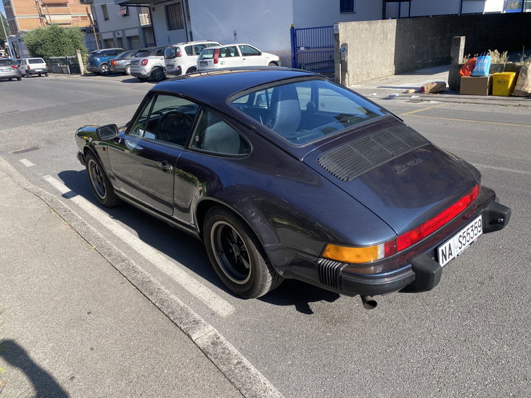 Porsche 911 Carrera 3.2