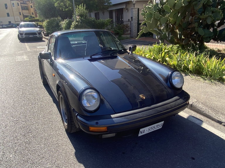 Porsche 911 Carrera 3.2