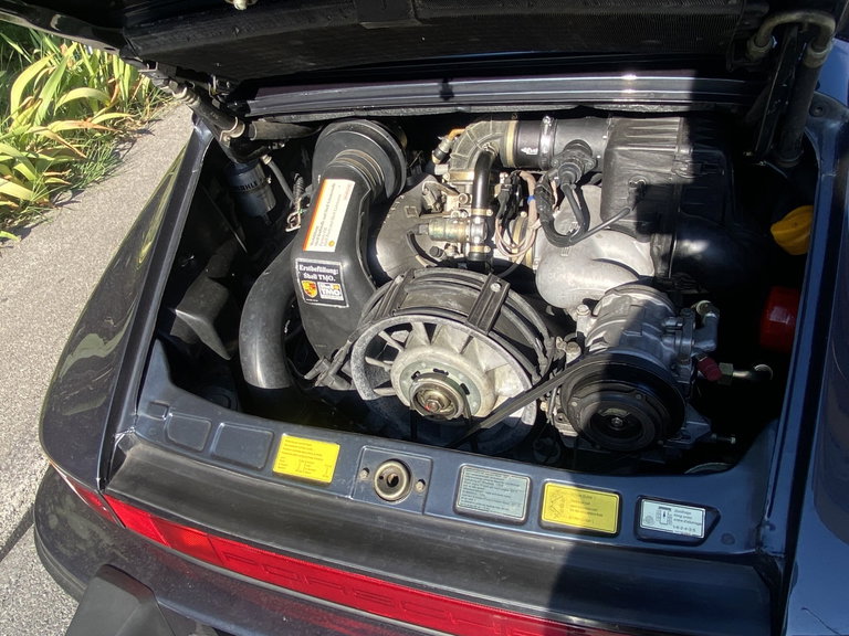 Porsche 911 Carrera 3.2
