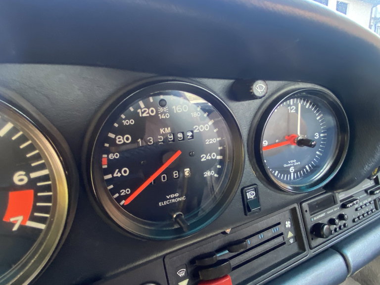 Porsche 911 Carrera 3.2