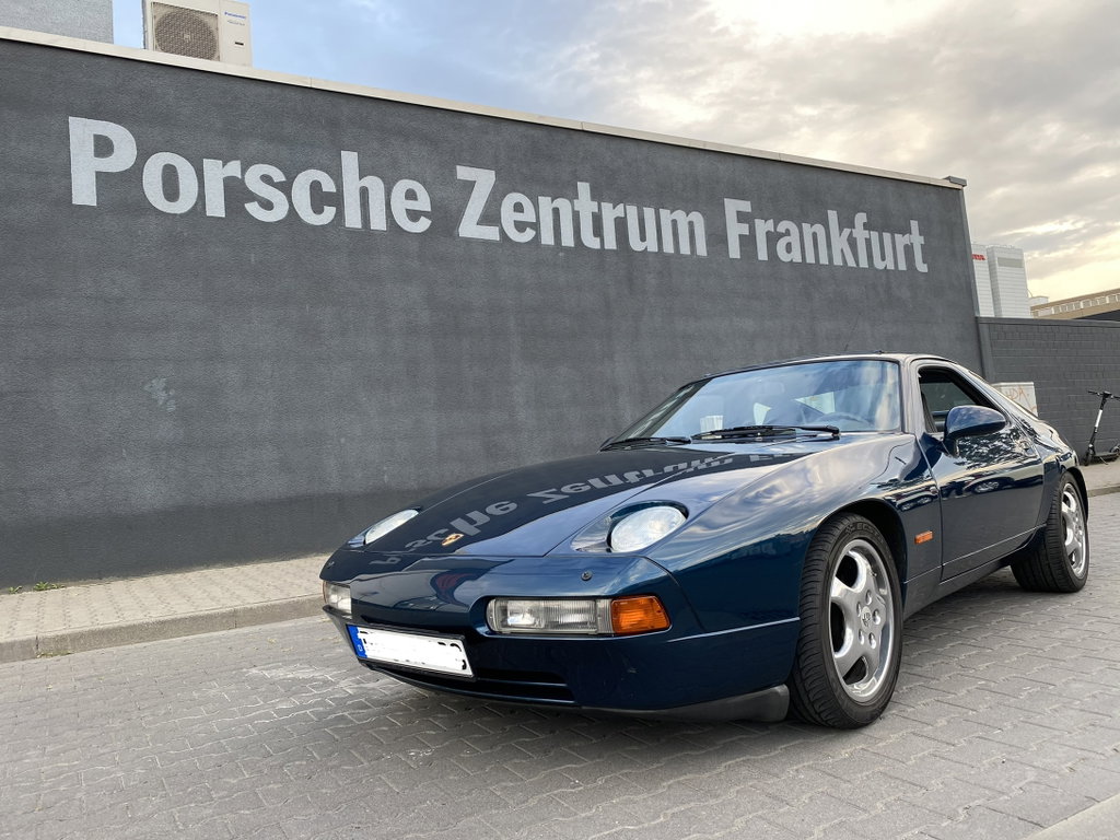 Porsche 928 GTS