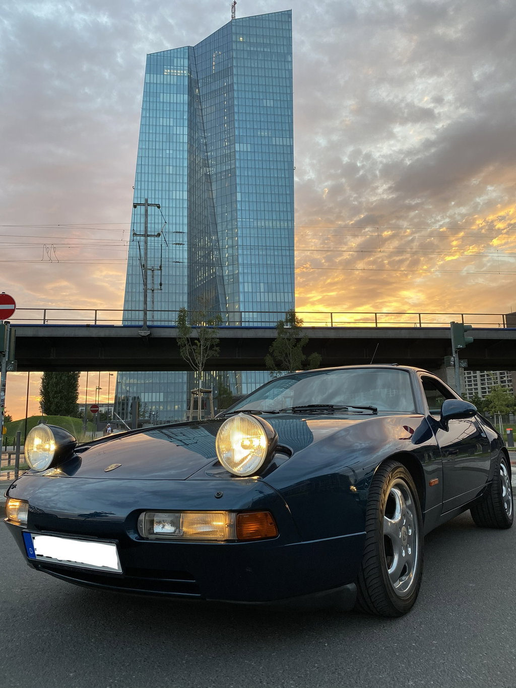 Porsche 928 GTS