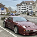 Porsche 928