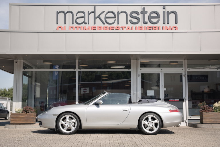 Porsche 996 Carrera 4