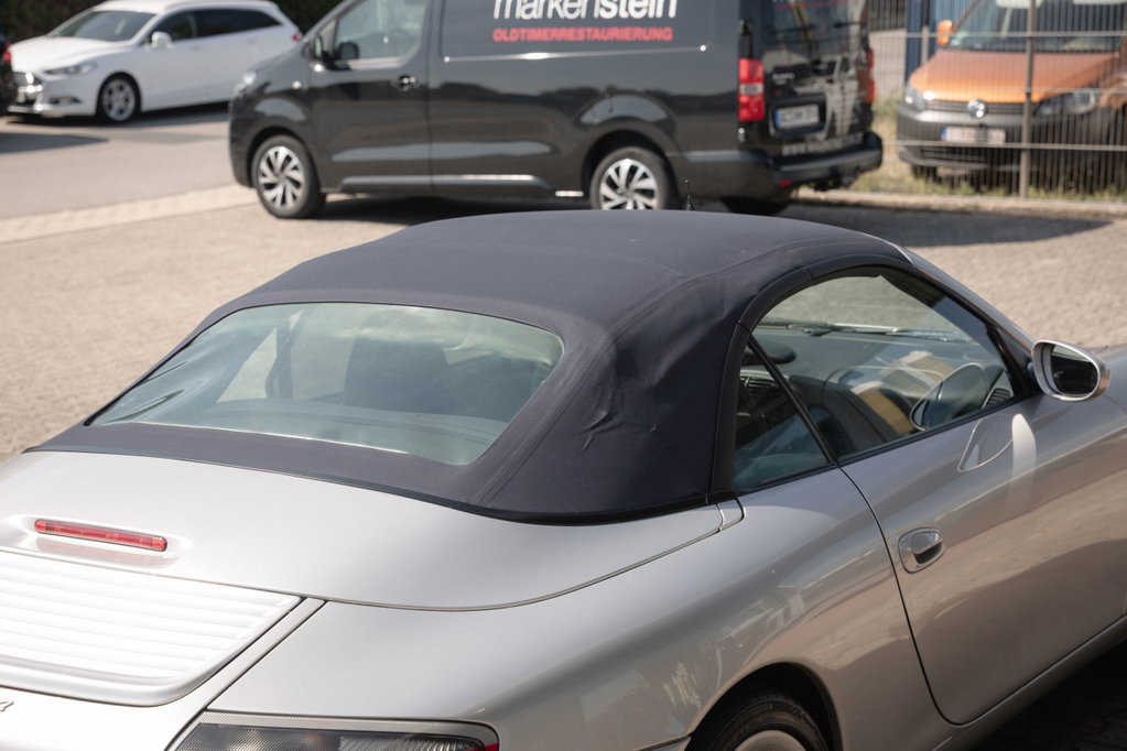 Porsche 996 Carrera 4
