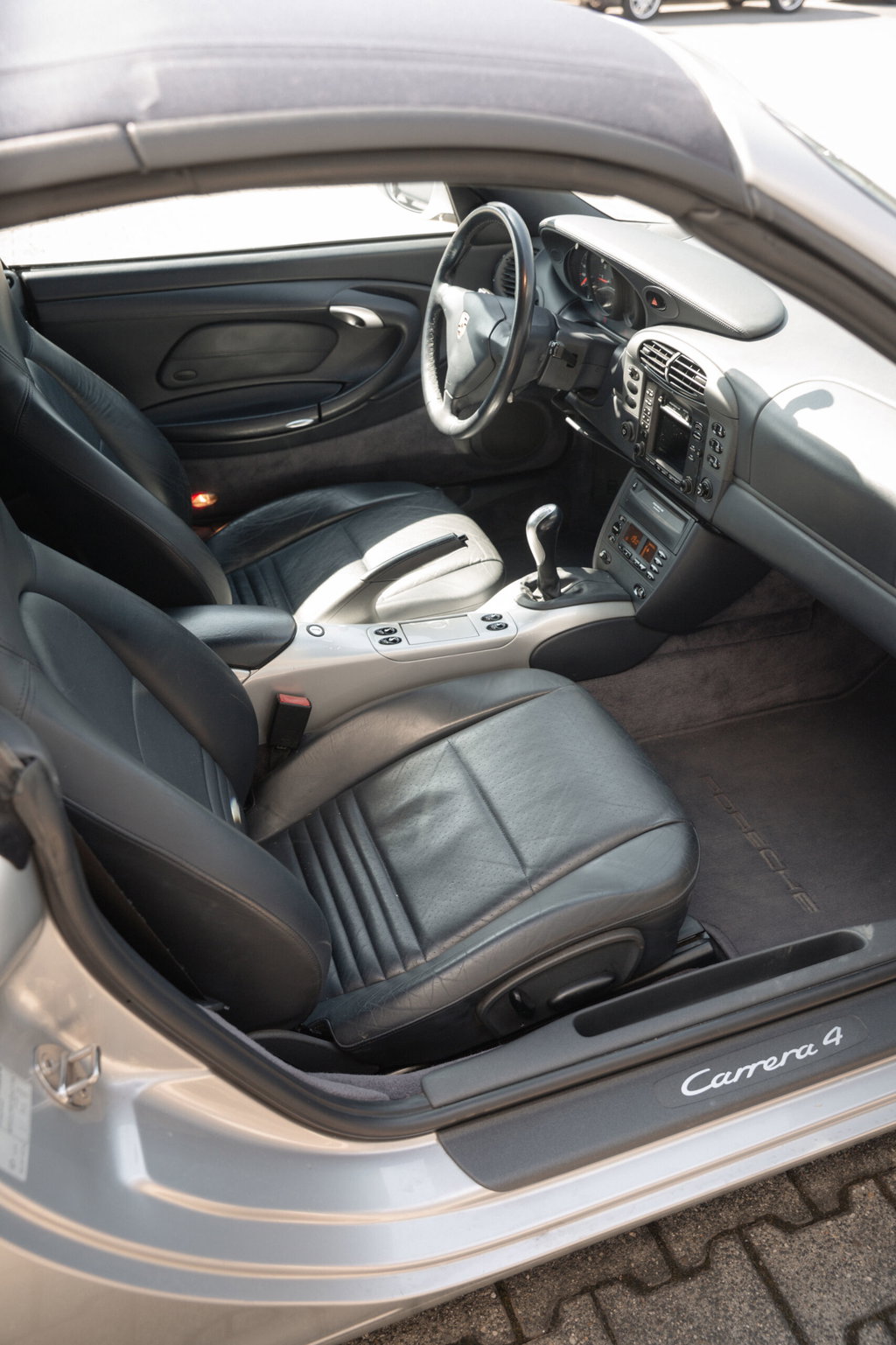 Porsche 996 Carrera 4