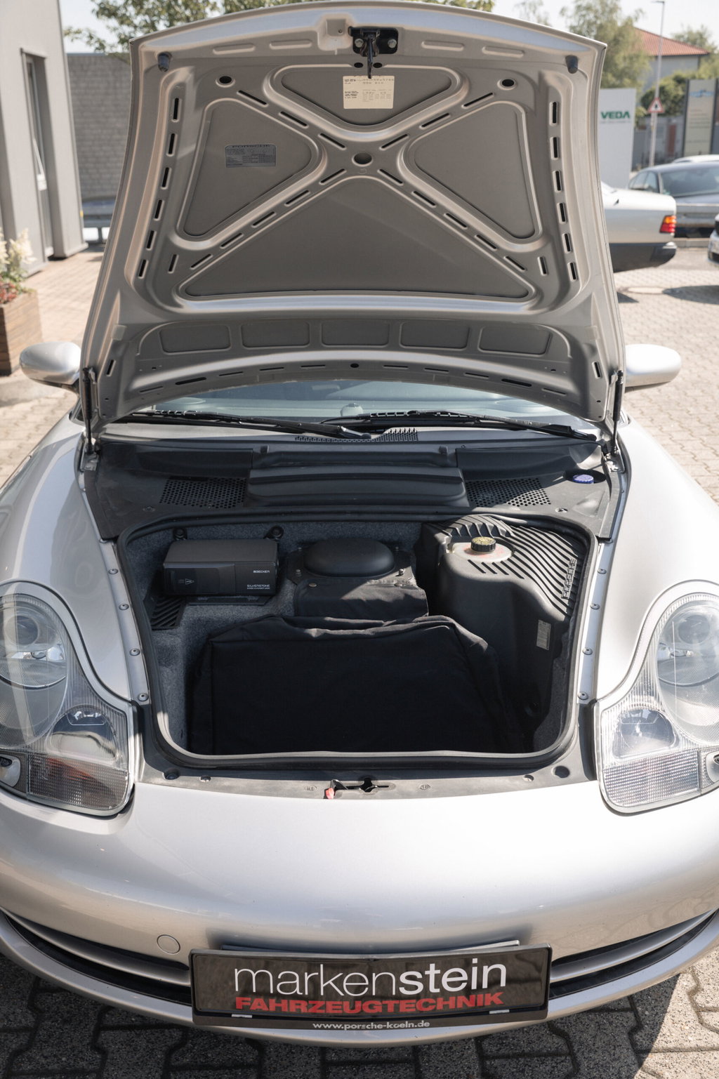 Porsche 996 Carrera 4