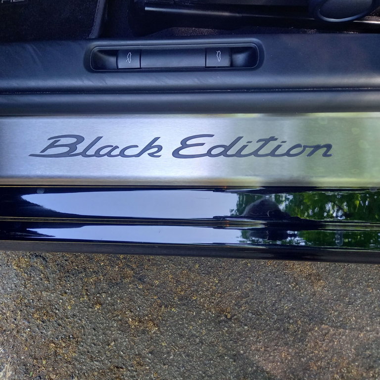 Porsche 997.2 Carrera Black Edition