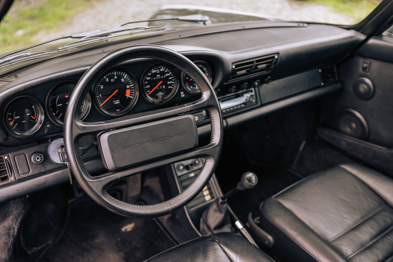 Porsche 911 Carrera 3.2
