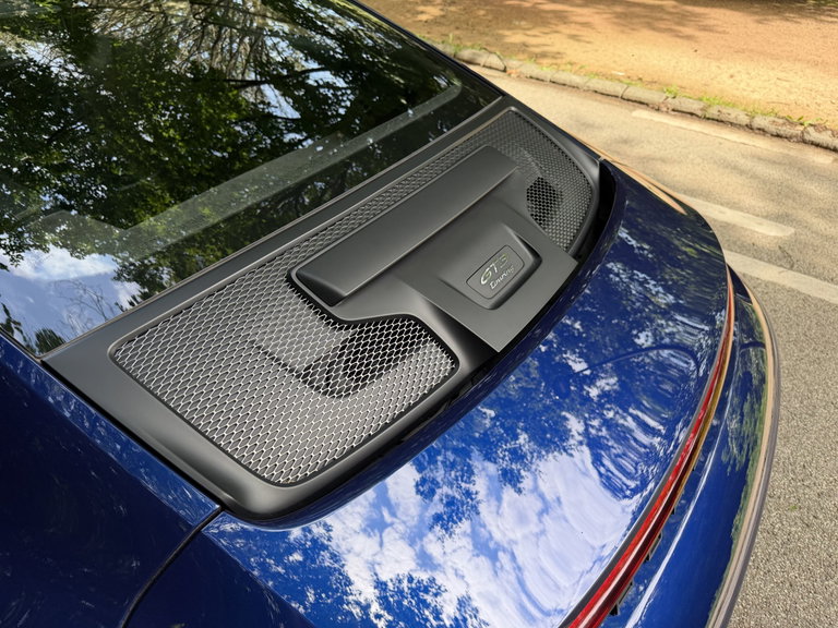Porsche 992 GT3 Touring