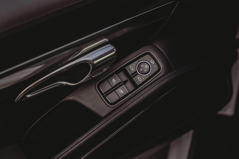 Porsche 718 Cayman