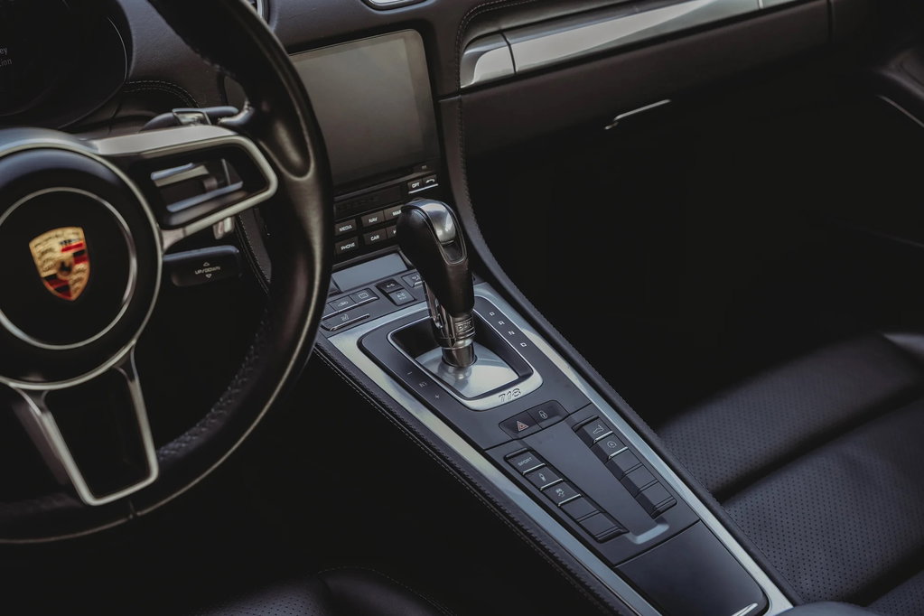 Porsche 718 Cayman