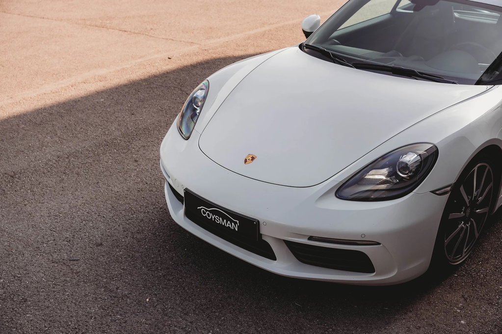Porsche 718 Cayman
