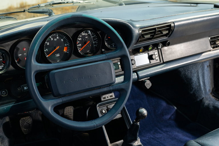 Porsche 911 Carrera 3.2