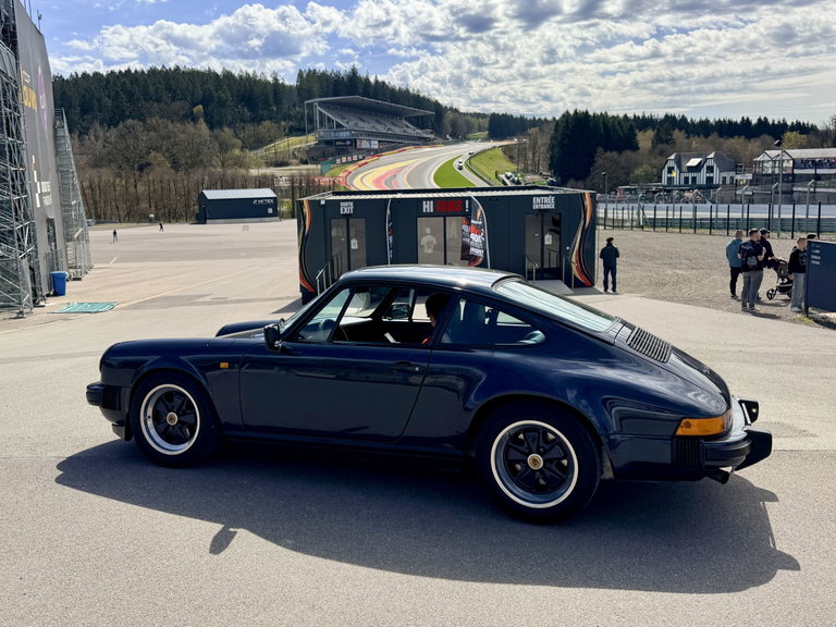 Porsche 911 Carrera 3.2