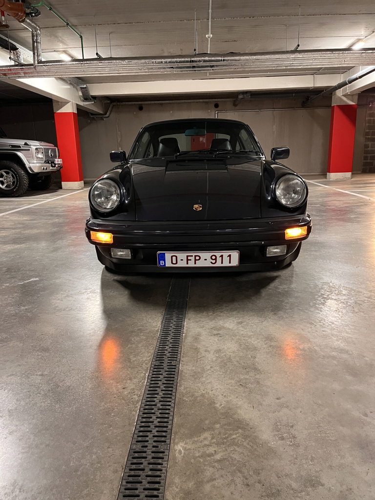 Porsche 911 Carrera 3.2