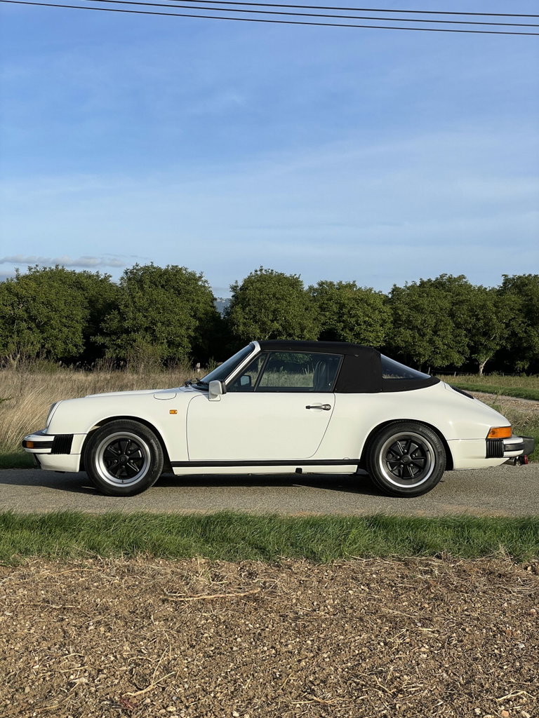 Porsche 911 Carrera 3.2