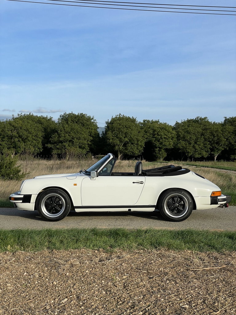 Porsche 911 Carrera 3.2