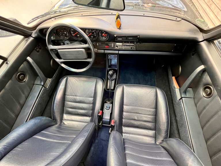 Porsche 911 Carrera 3.2