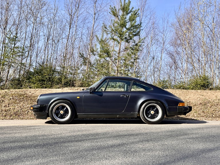 Porsche 911 Carrera 3.2