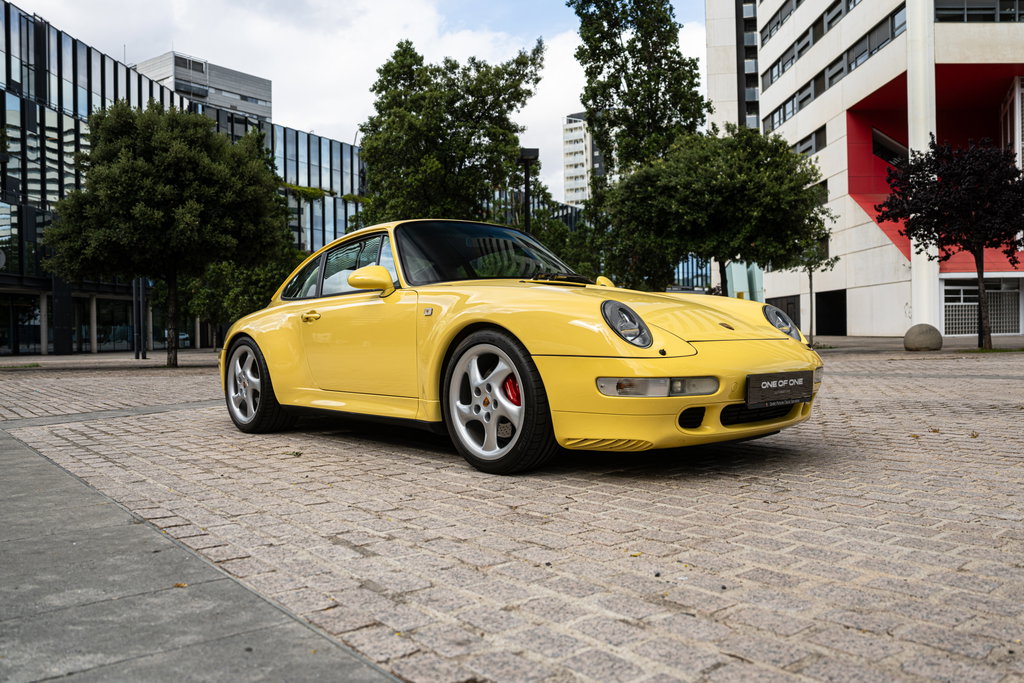 Porsche 993 Carrera 4S