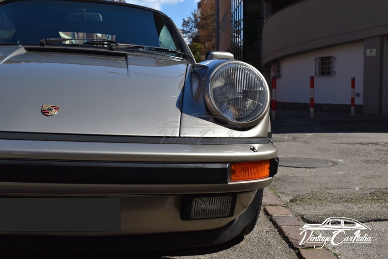 Porsche 911 Turbo 3.3