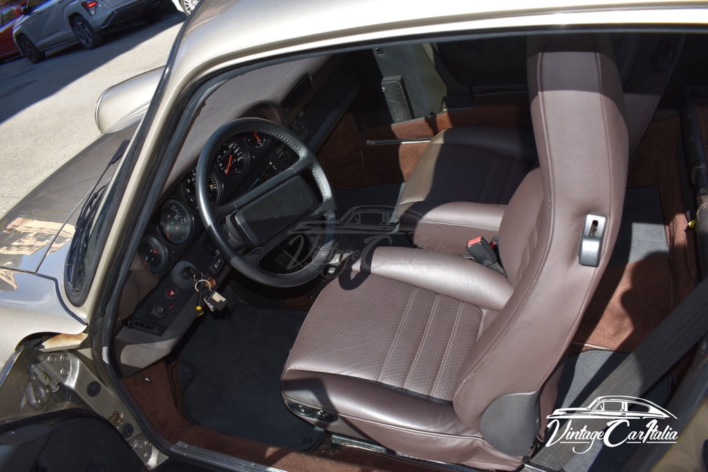 Porsche 911 Turbo 3.3