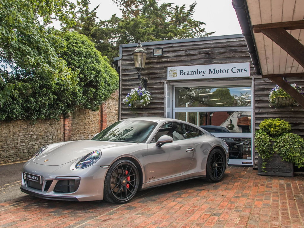 Porsche 991.2 Carrera GTS