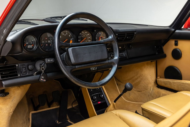 Porsche 911 Carrera 3.2