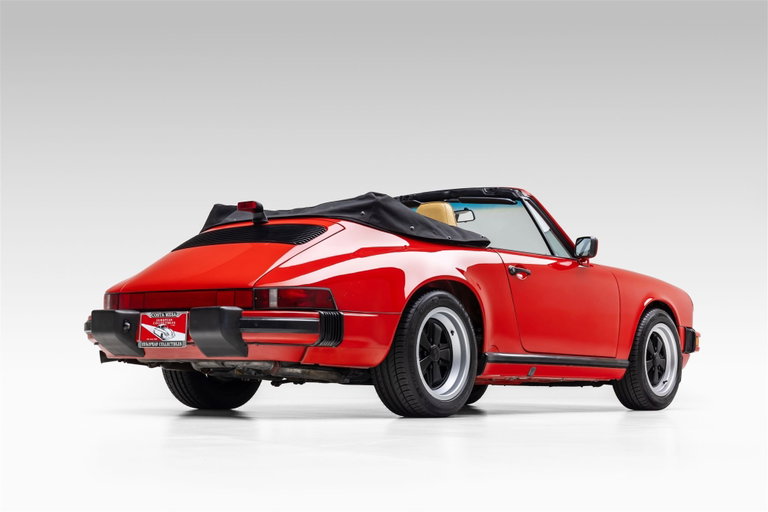 Porsche 911 Carrera 3.2