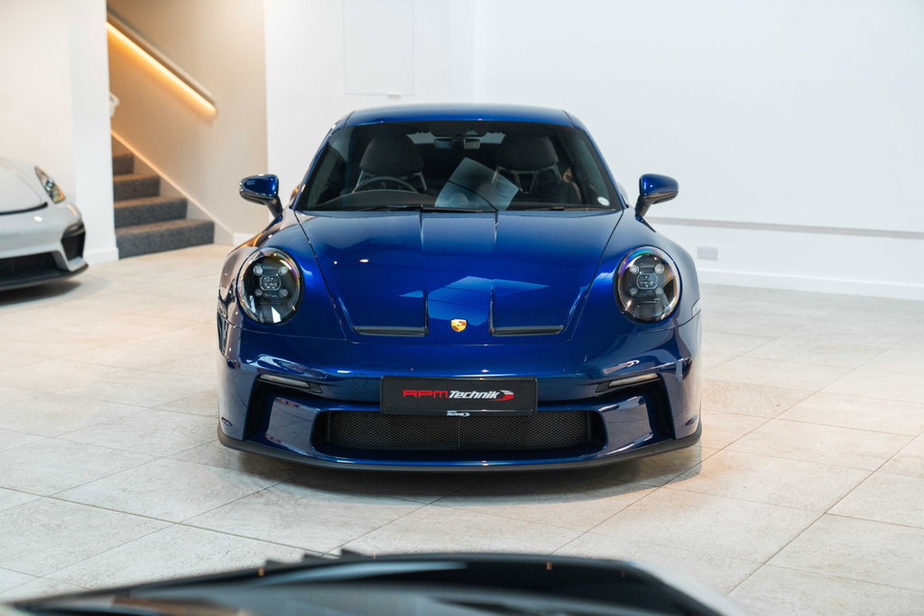 Porsche 992 GT3 Touring