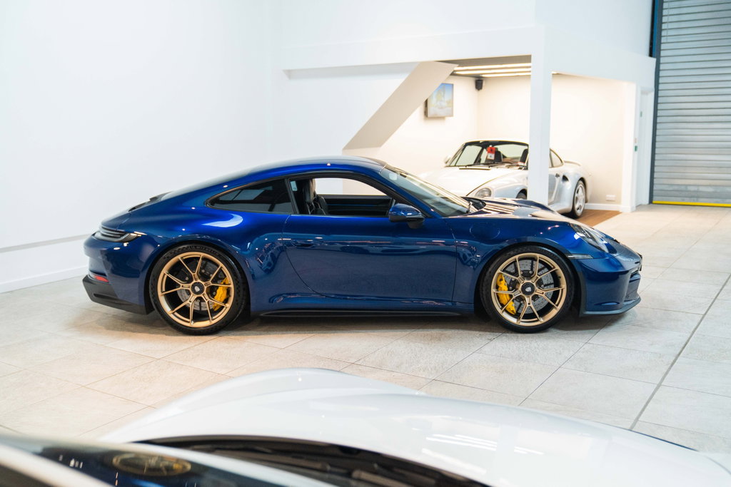 Porsche 992 GT3 Touring