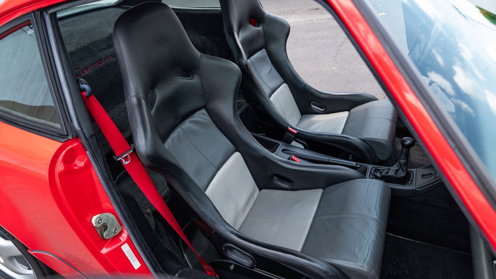 Porsche 964 Carrera RS