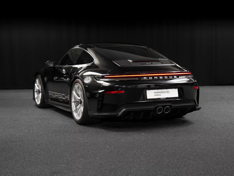 Porsche 992 GT3 Touring
