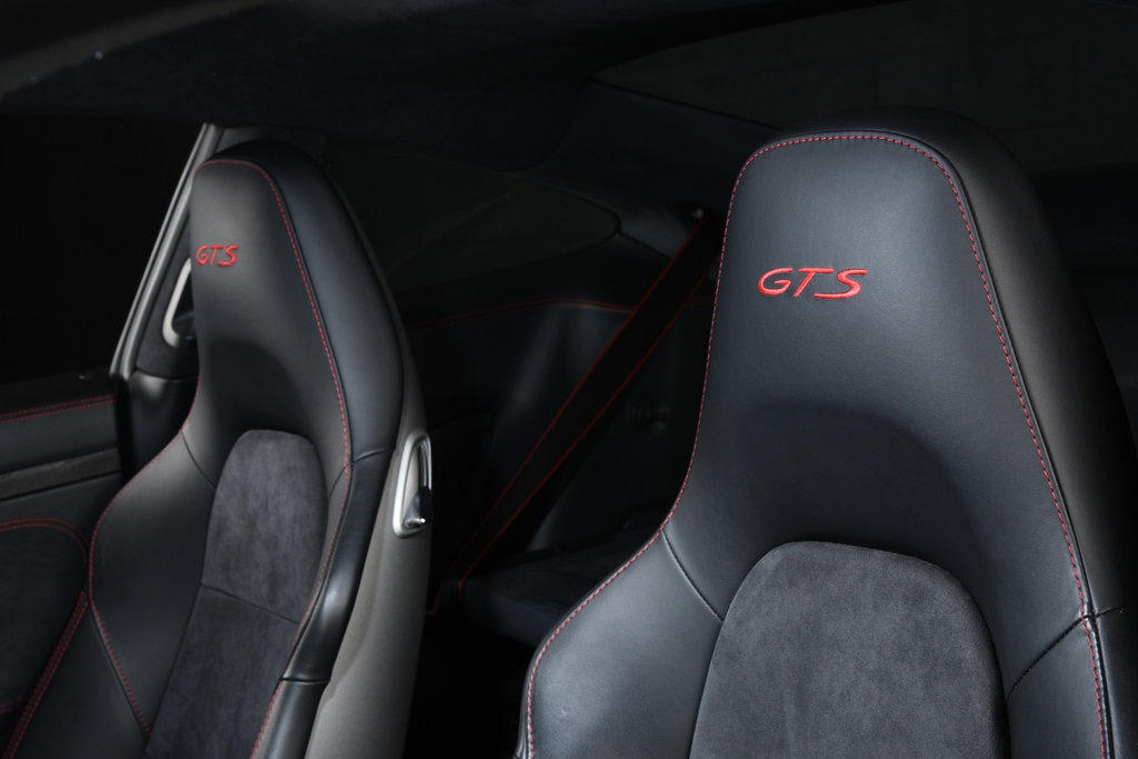 Porsche 991 Carrera GTS