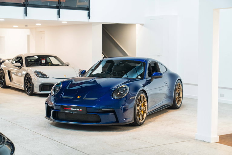 Porsche 992 GT3 Touring