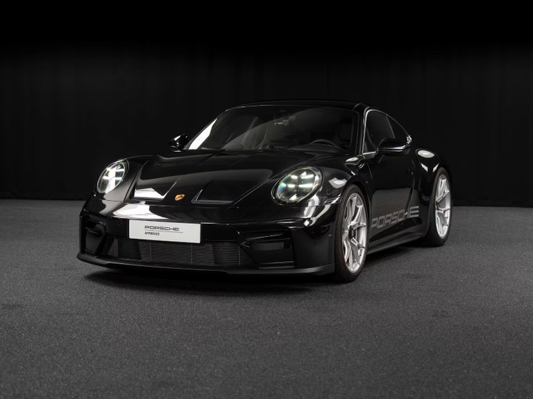 Porsche 992 GT3 Touring