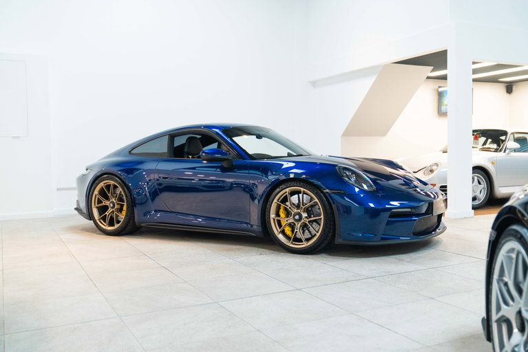 Porsche 992 GT3 Touring