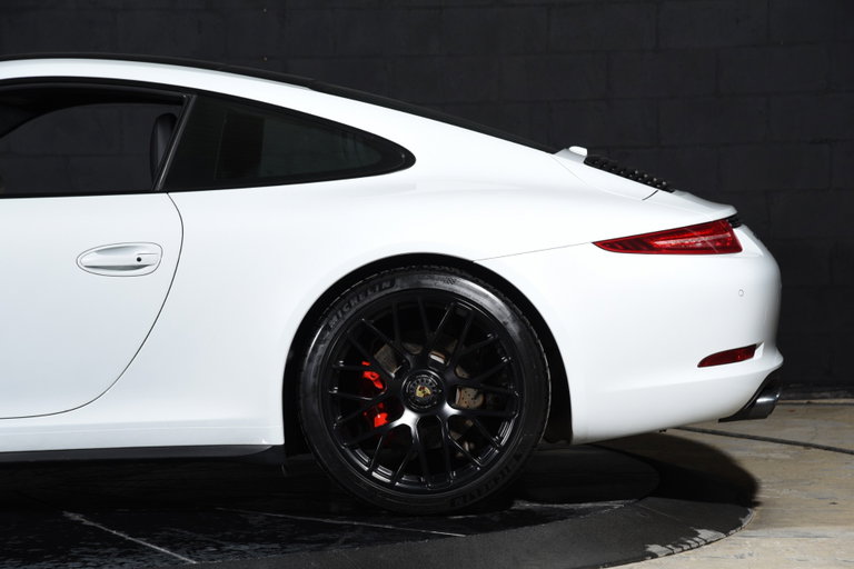 Porsche 991 Carrera GTS