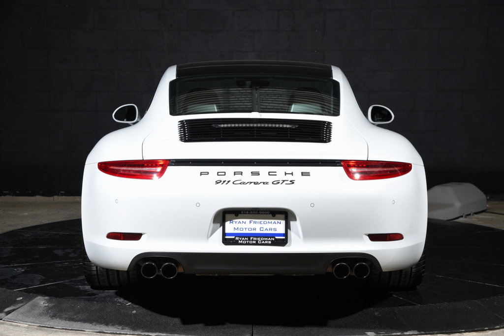 Porsche 991 Carrera GTS