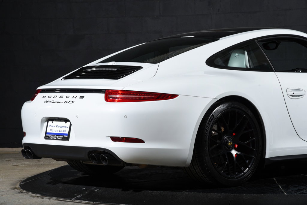 Porsche 991 Carrera GTS