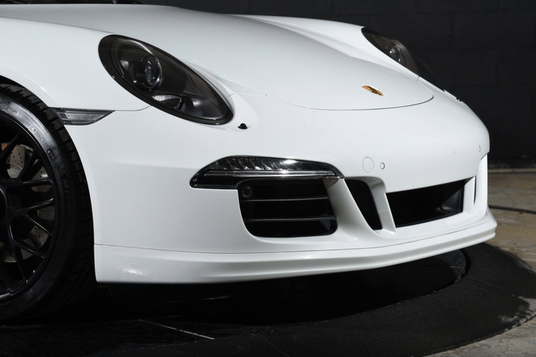 Porsche 991 Carrera GTS