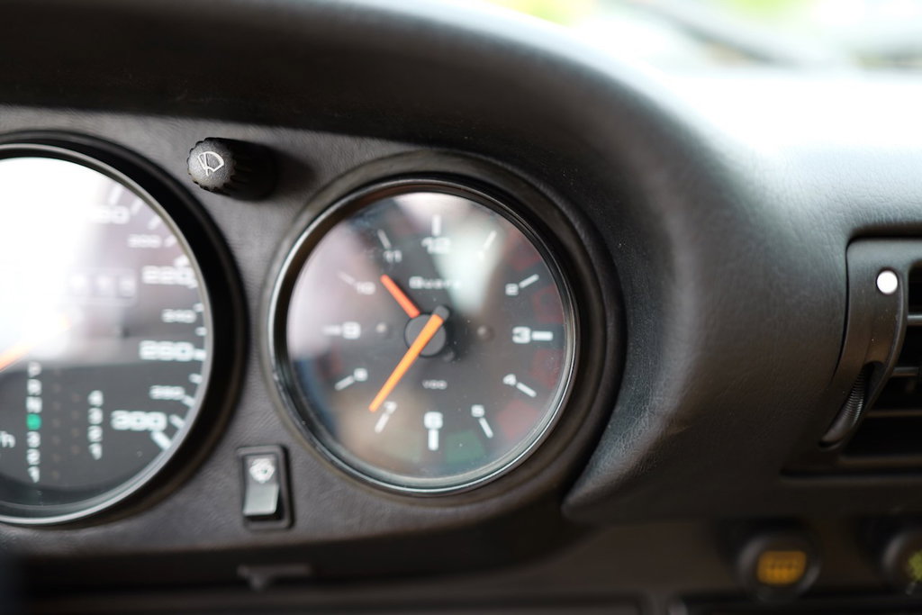 Porsche 964 Carrera 2