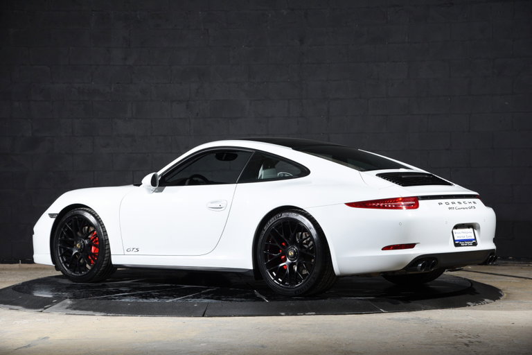 Porsche 991 Carrera GTS