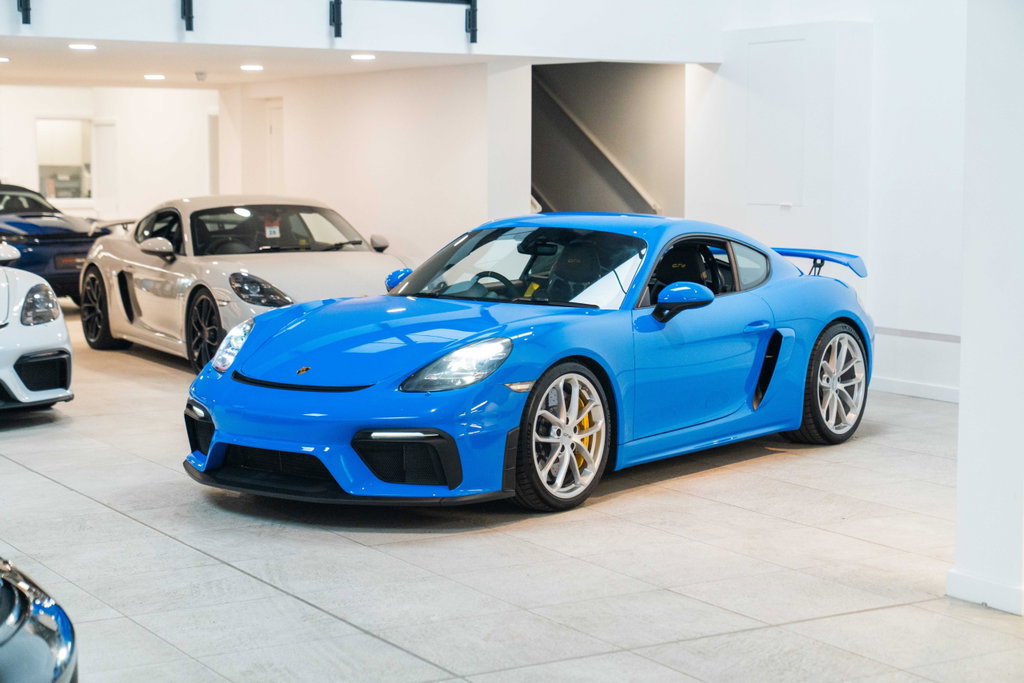 Porsche 718 Cayman GT4