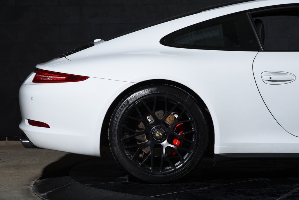 Porsche 991 Carrera GTS